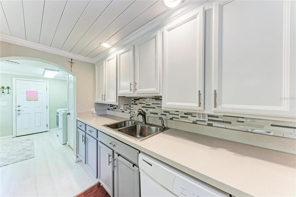 For Sale: $474,900 (3 beds, 1 baths, 850 Square Feet)