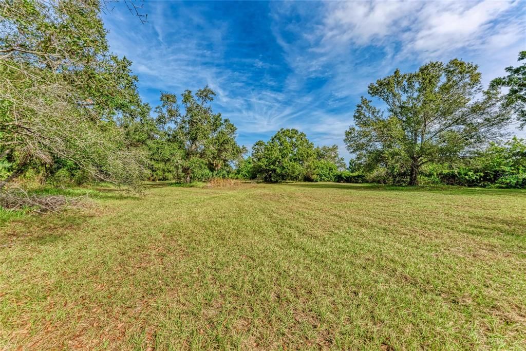 For Sale: $474,900 (3 beds, 1 baths, 850 Square Feet)