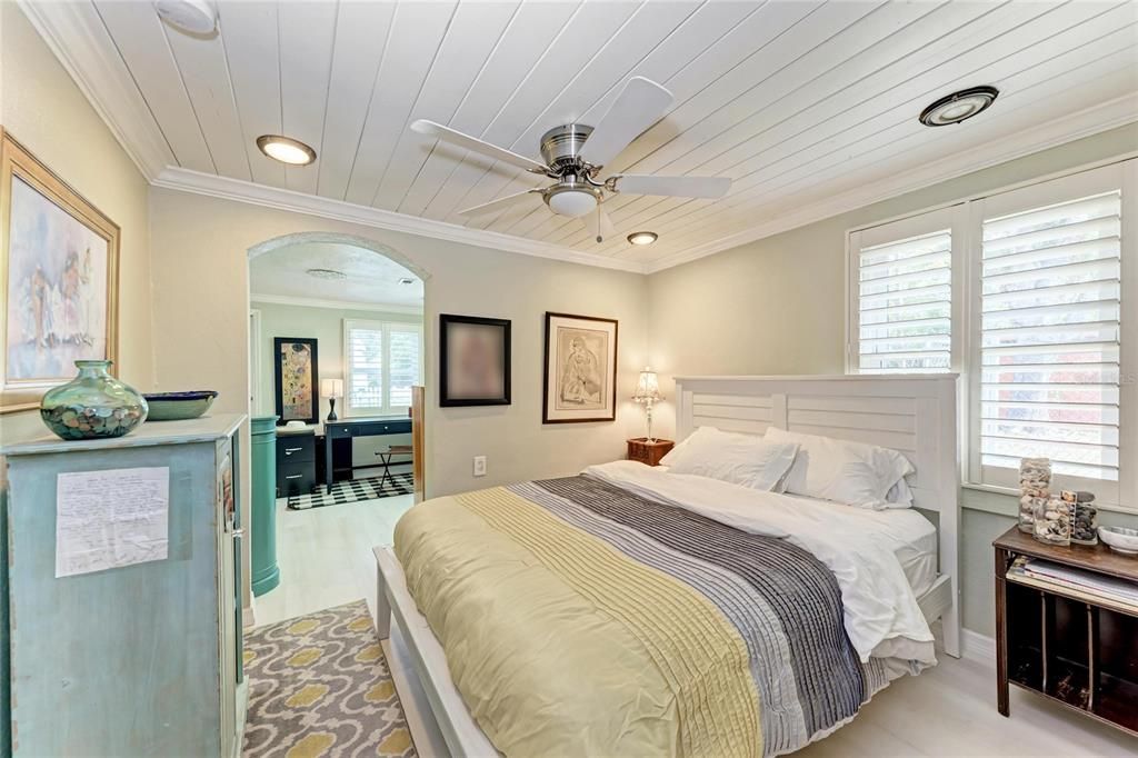 For Sale: $474,900 (3 beds, 1 baths, 850 Square Feet)