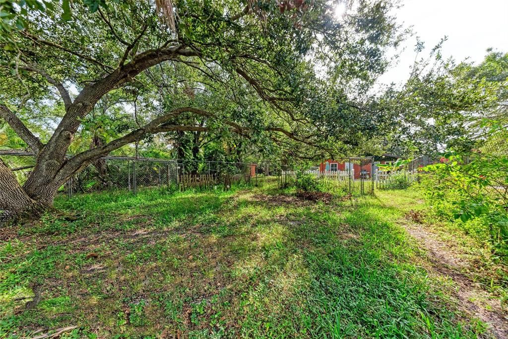 For Sale: $474,900 (3 beds, 1 baths, 850 Square Feet)