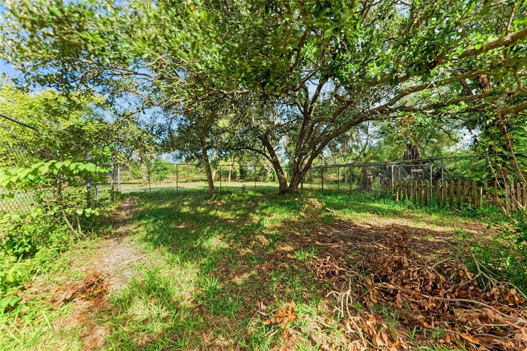 For Sale: $474,900 (3 beds, 1 baths, 850 Square Feet)