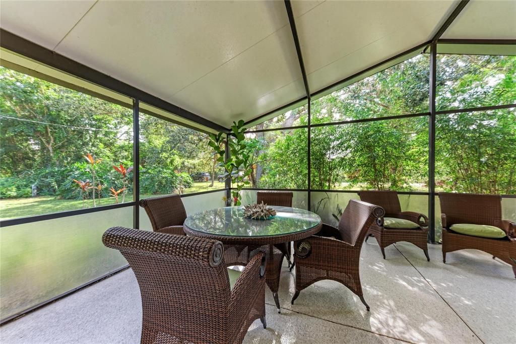 For Sale: $474,900 (3 beds, 1 baths, 850 Square Feet)