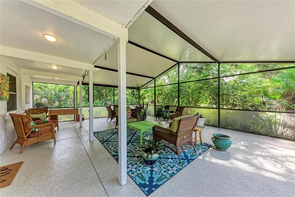 For Sale: $474,900 (3 beds, 1 baths, 850 Square Feet)