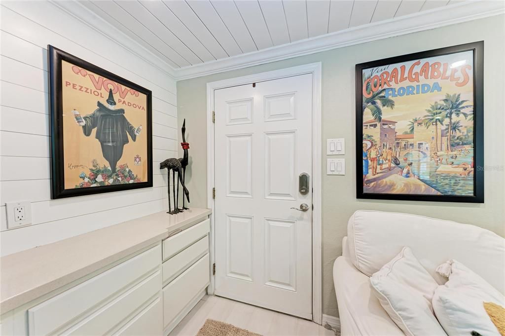 For Sale: $474,900 (3 beds, 1 baths, 850 Square Feet)