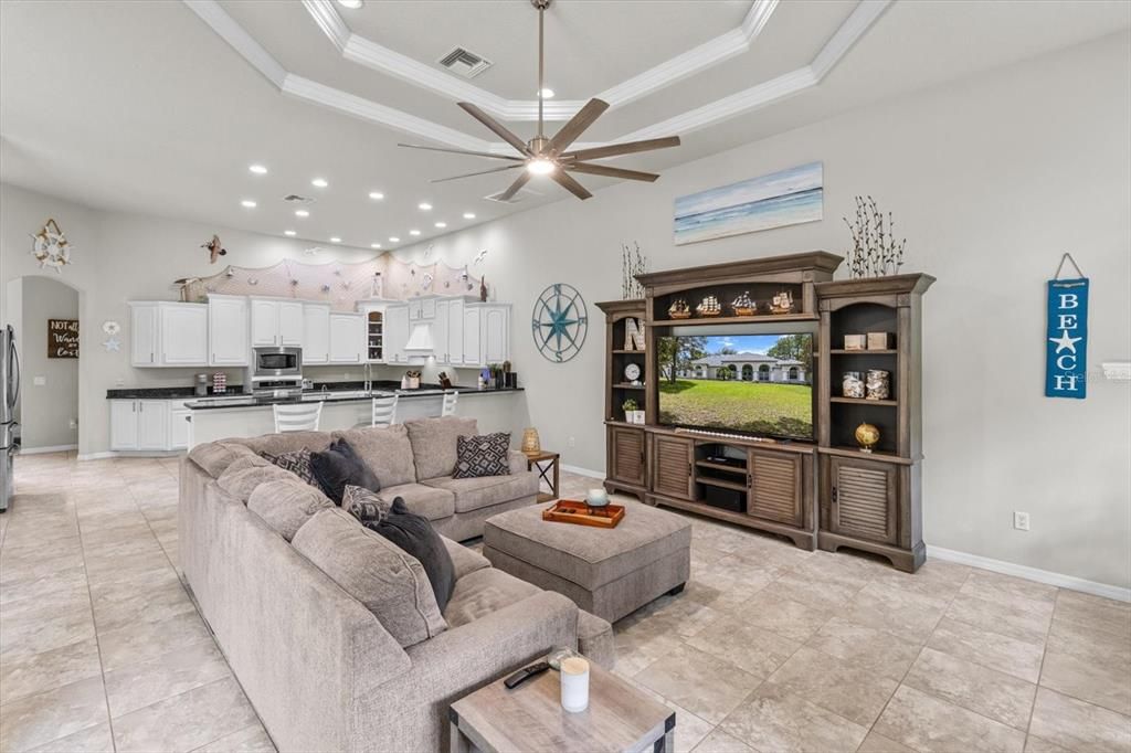 For Sale: $729,000 (3 beds, 3 baths, 3320 Square Feet)