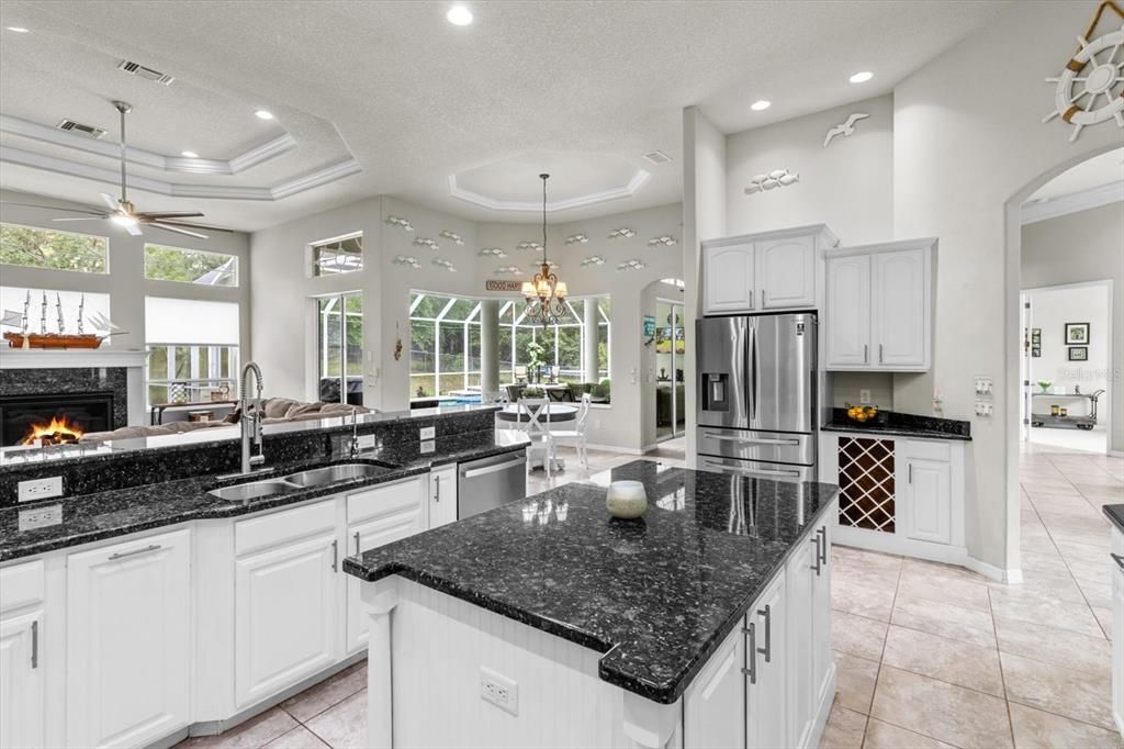 For Sale: $729,000 (3 beds, 3 baths, 3320 Square Feet)