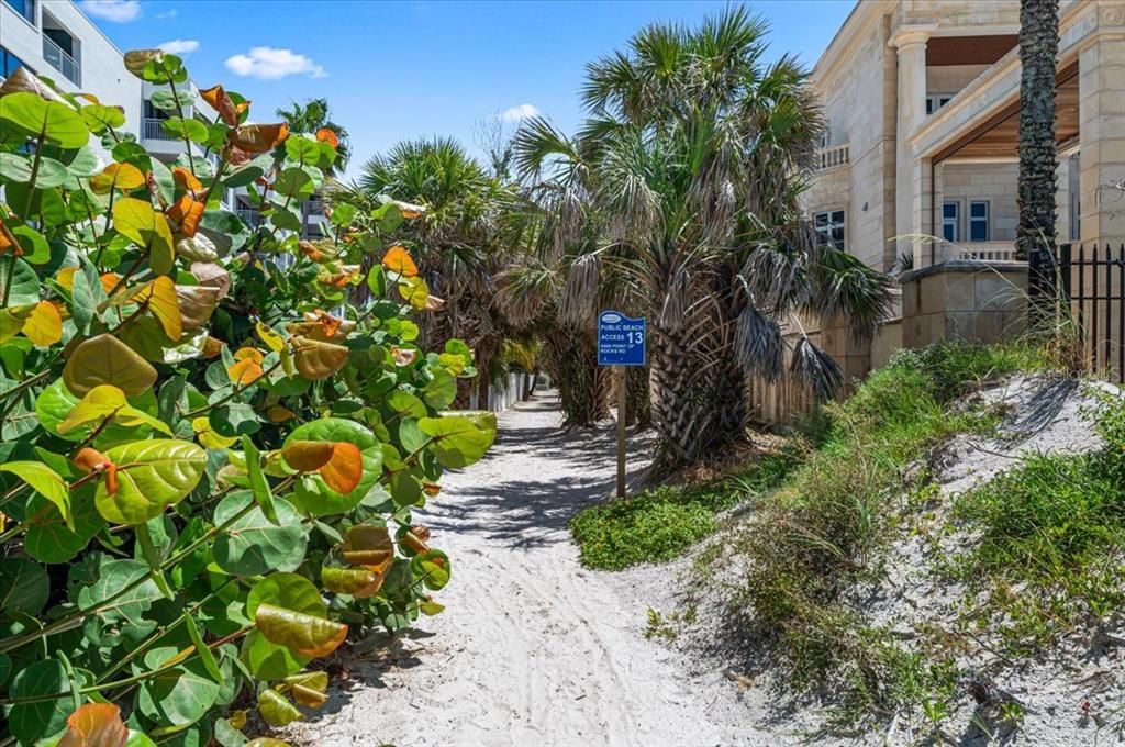 待售: $459,000 (2 贝兹, 2 浴室, 900 平方英尺)