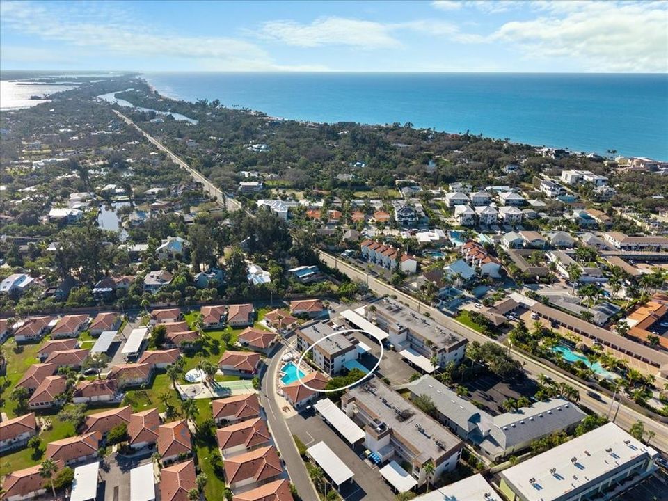 待售: $459,000 (2 贝兹, 2 浴室, 900 平方英尺)