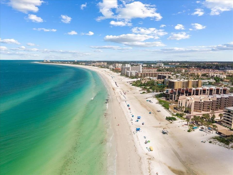 待售: $459,000 (2 贝兹, 2 浴室, 900 平方英尺)