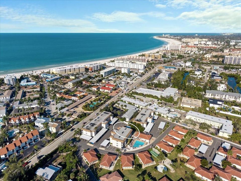 待售: $459,000 (2 贝兹, 2 浴室, 900 平方英尺)