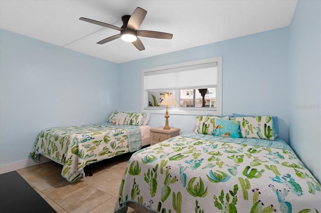 待售: $459,000 (2 贝兹, 2 浴室, 900 平方英尺)