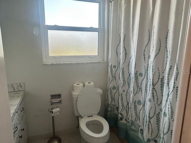 待售: $210,000 (3 贝兹, 2 浴室, 1390 平方英尺)