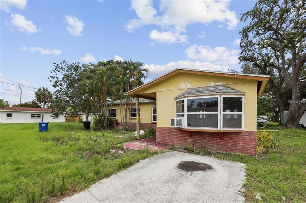 For Sale: $199,000 (3 beds, 2 baths, 1378 Square Feet)