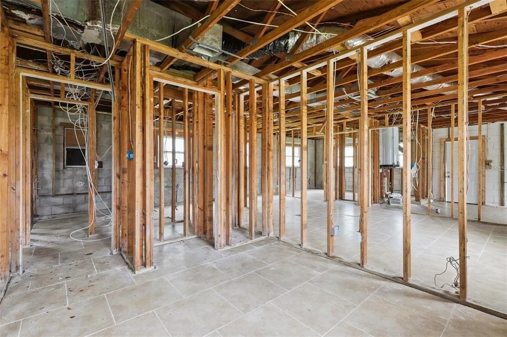 For Sale: $199,000 (3 beds, 2 baths, 1378 Square Feet)