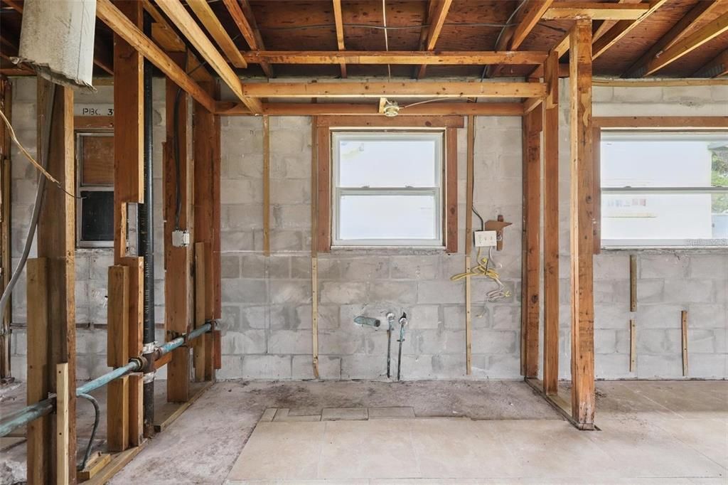 For Sale: $199,000 (3 beds, 2 baths, 1378 Square Feet)