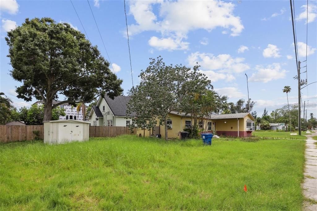 For Sale: $199,000 (3 beds, 2 baths, 1378 Square Feet)