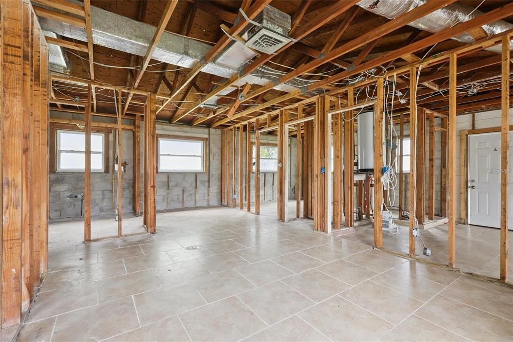 For Sale: $199,000 (3 beds, 2 baths, 1378 Square Feet)