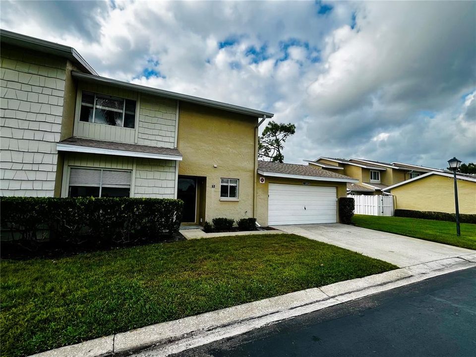 For Rent: $2,850 (4 beds, 2 baths, 1610 Square Feet)