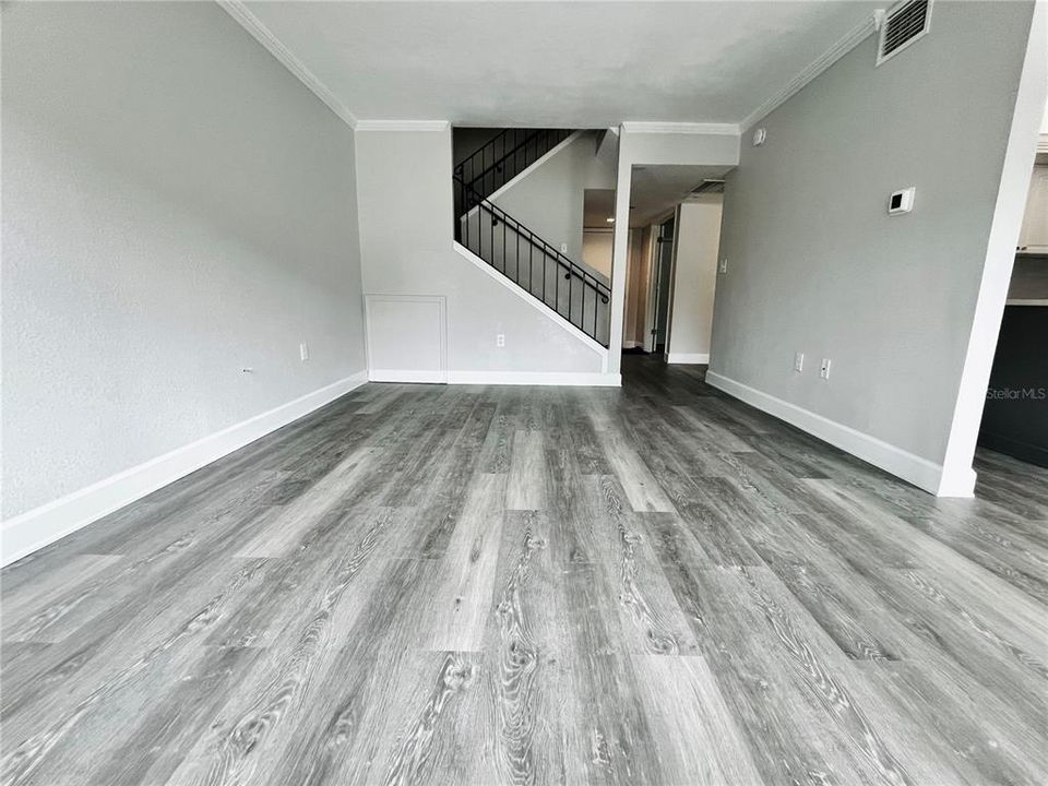 For Rent: $2,850 (4 beds, 2 baths, 1610 Square Feet)