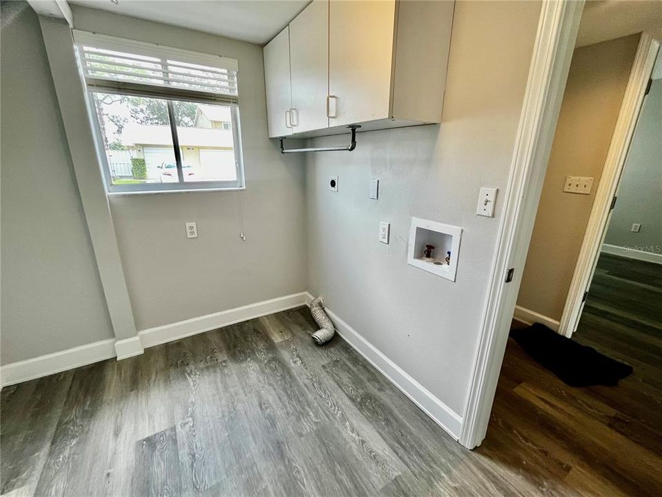 For Rent: $2,850 (4 beds, 2 baths, 1610 Square Feet)