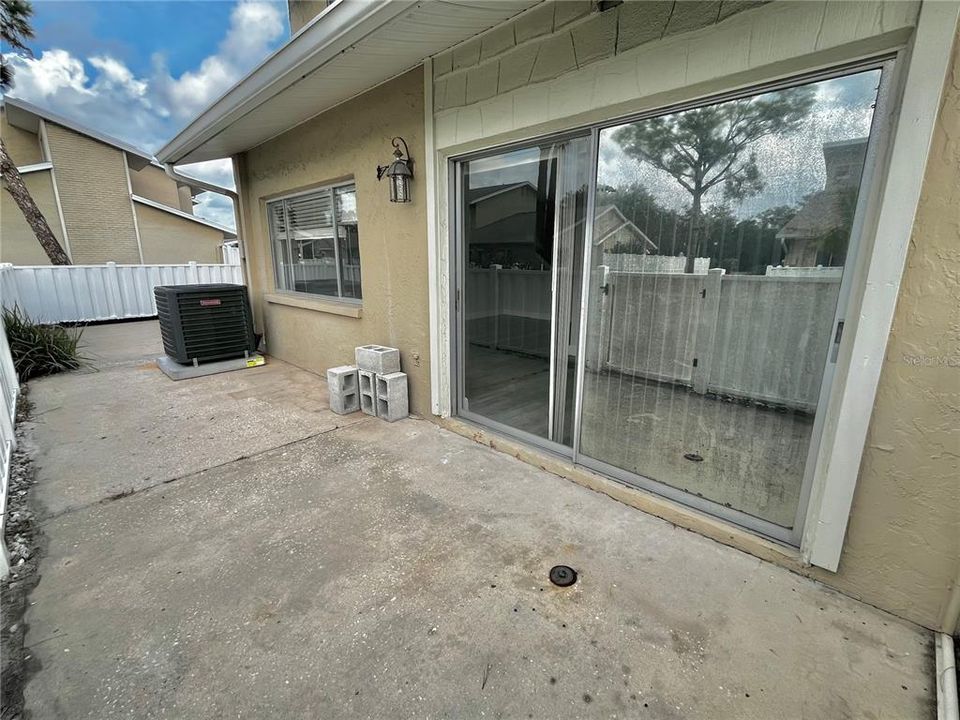 For Rent: $2,850 (4 beds, 2 baths, 1610 Square Feet)