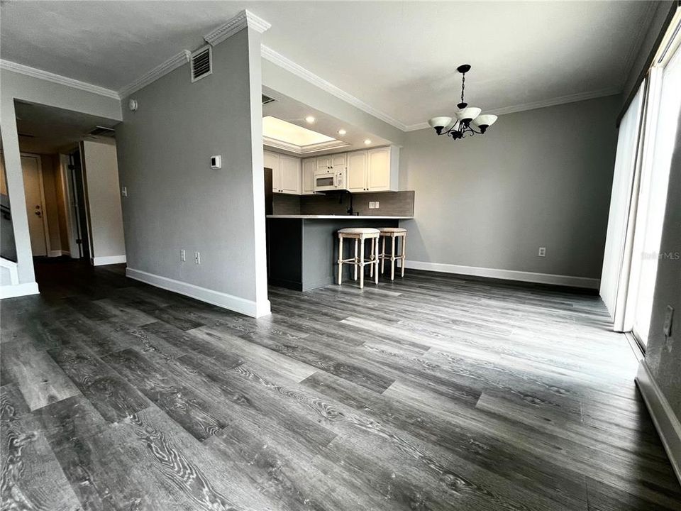 For Rent: $2,850 (4 beds, 2 baths, 1610 Square Feet)