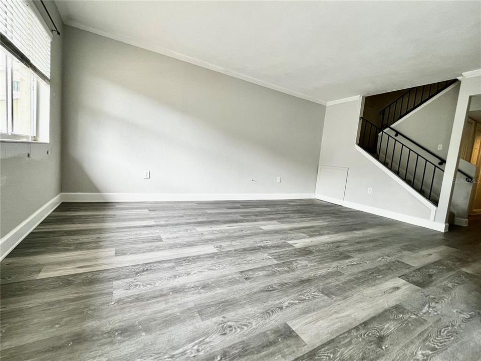 For Rent: $2,850 (4 beds, 2 baths, 1610 Square Feet)