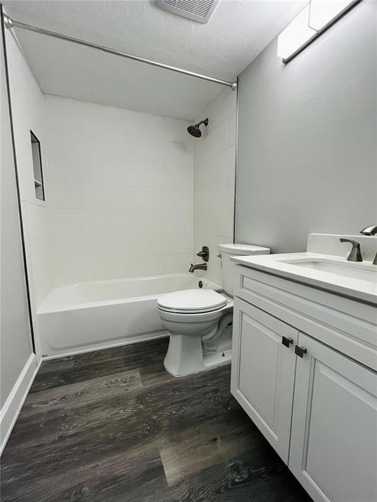 For Rent: $2,850 (4 beds, 2 baths, 1610 Square Feet)