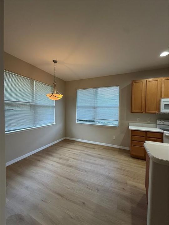 В аренду: $2,950 (4 спален, 2 ванн, 2123 Квадратных фут)