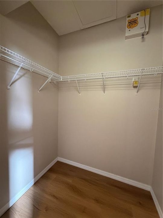 В аренду: $2,950 (4 спален, 2 ванн, 2123 Квадратных фут)