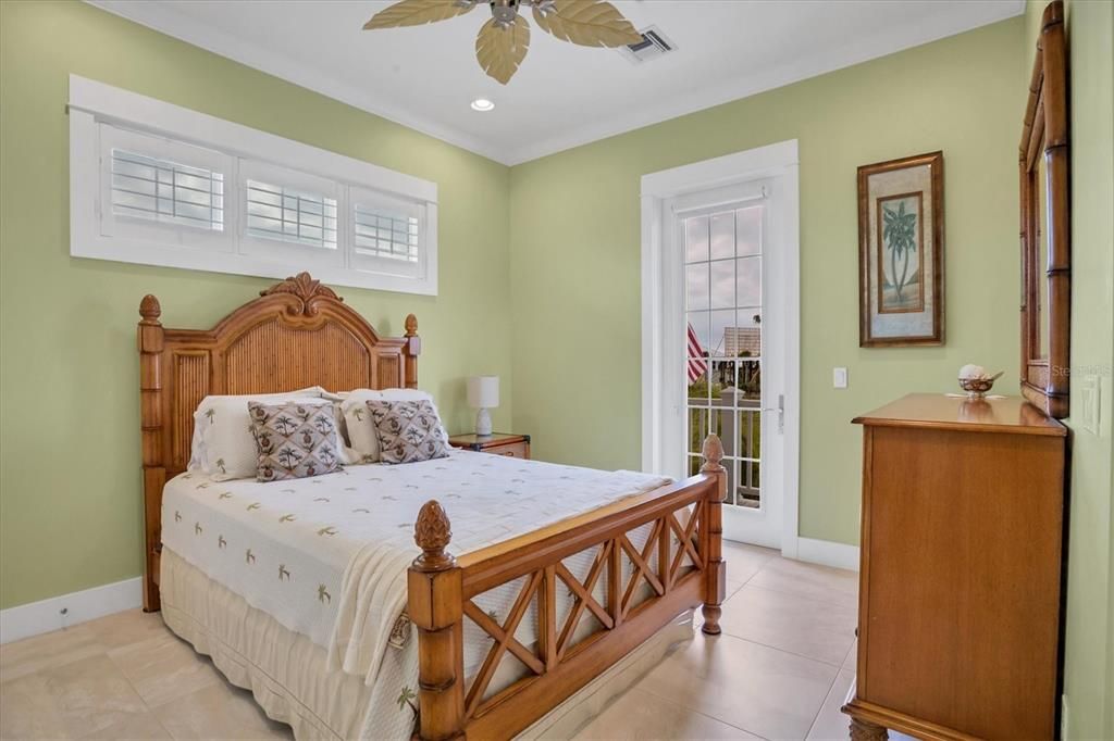 For Sale: $1,379,000 (3 beds, 2 baths, 2064 Square Feet)