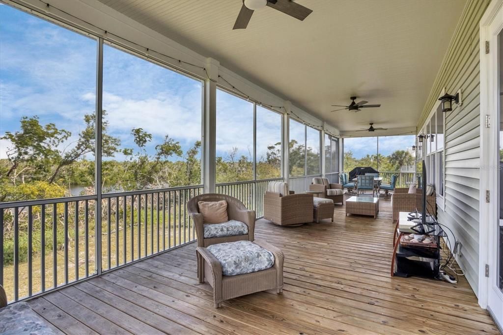 For Sale: $1,379,000 (3 beds, 2 baths, 2064 Square Feet)