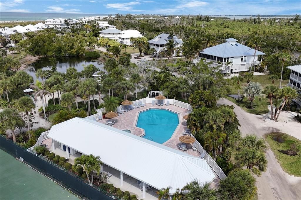 For Sale: $1,379,000 (3 beds, 2 baths, 2064 Square Feet)