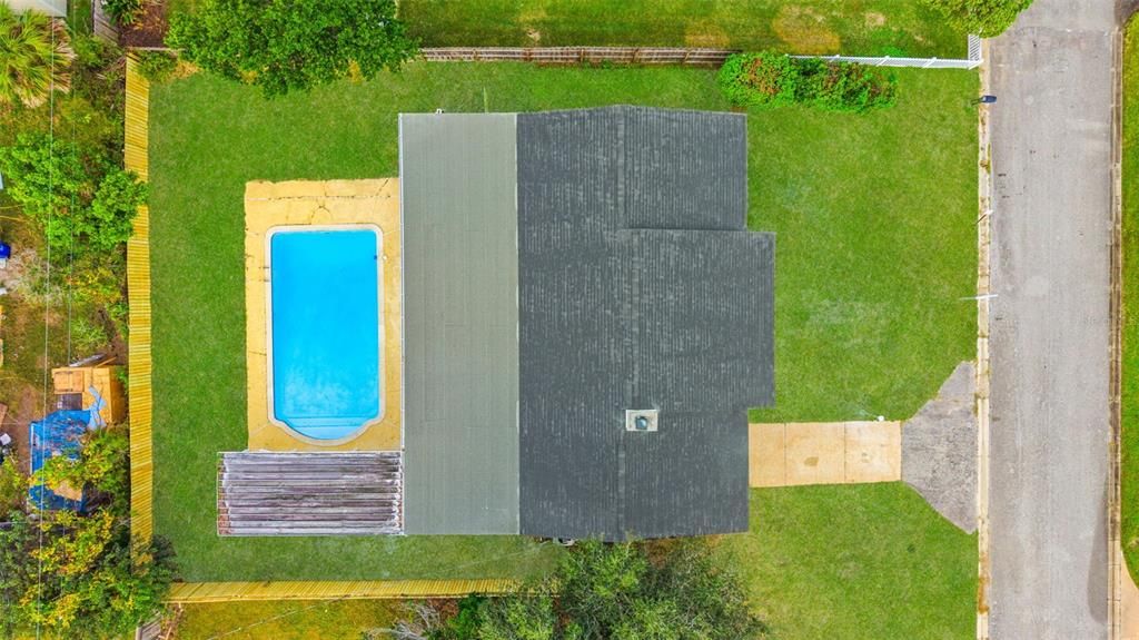 En Venta: $625,000 (4 camas, 2 baños, 2304 Pies cuadrados)