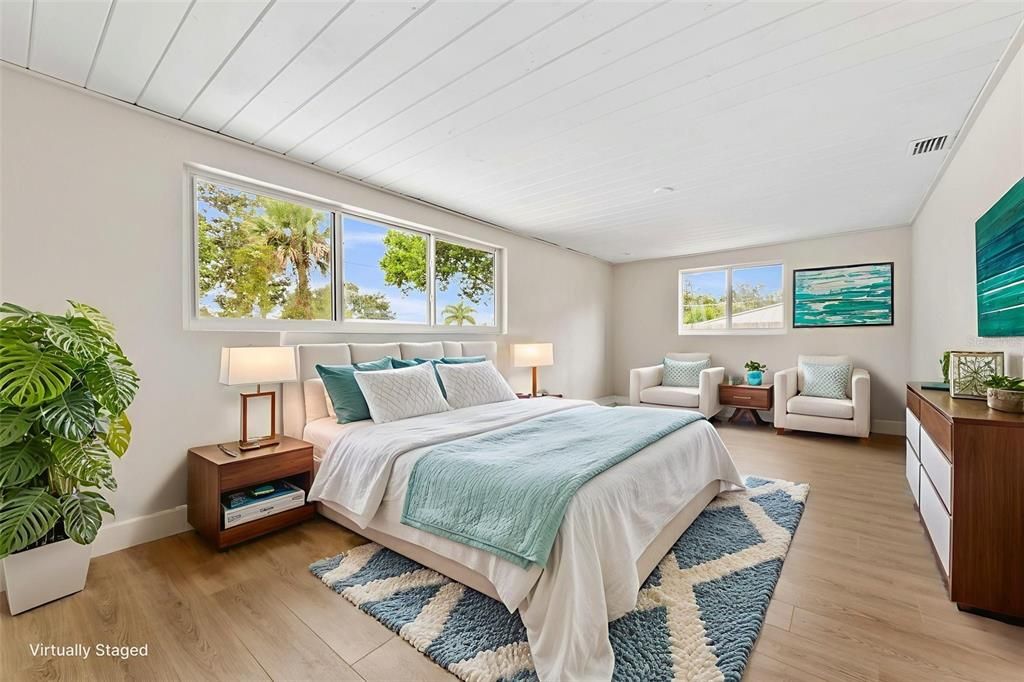 En Venta: $625,000 (4 camas, 2 baños, 2304 Pies cuadrados)