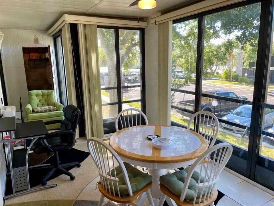 В аренду: $1,599 (2 спален, 2 ванн, 1471 Квадратных фут)