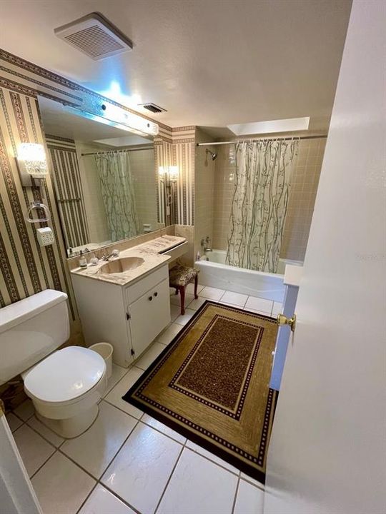 В аренду: $1,599 (2 спален, 2 ванн, 1471 Квадратных фут)