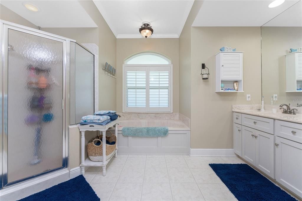 На продажу: $659,000 (3 спален, 2 ванн, 2086 Квадратных фут)