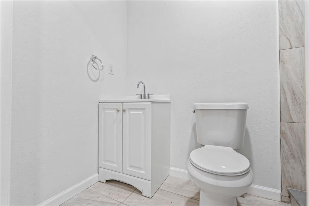 出租: $1,895 (4 贝兹, 3 浴室, 1175 平方英尺)