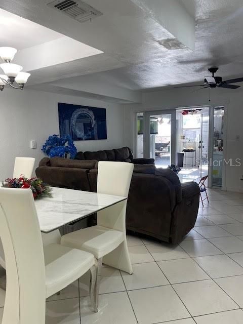 For Sale: $450,000 (2 beds, 1 baths, 1110 Square Feet)