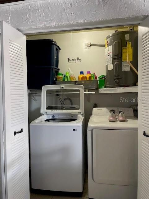 For Sale: $450,000 (2 beds, 1 baths, 1110 Square Feet)