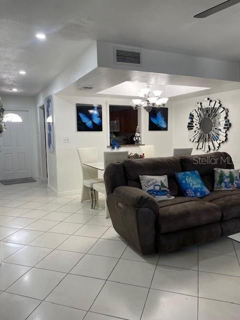 For Sale: $450,000 (2 beds, 1 baths, 1110 Square Feet)