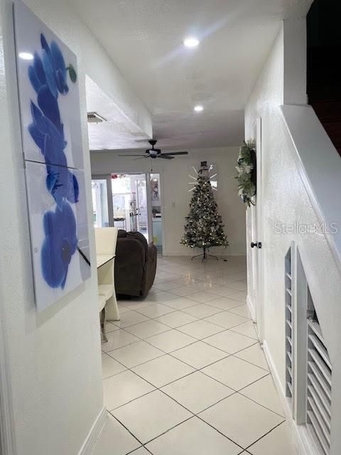 For Sale: $450,000 (2 beds, 1 baths, 1110 Square Feet)