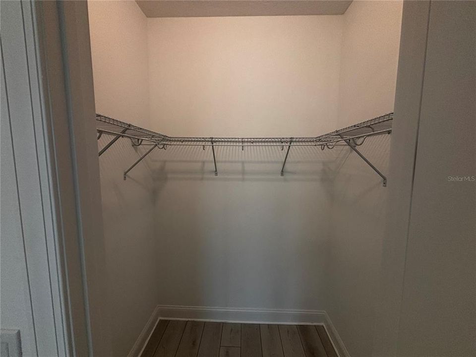 En Venta: $719,000 (3 camas, 3 baños, 2261 Pies cuadrados)