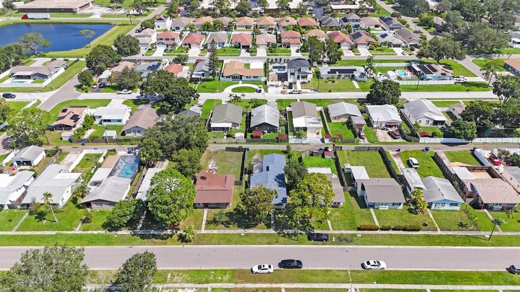 На продажу: $349,000 (2 спален, 2 ванн, 1255 Квадратных фут)