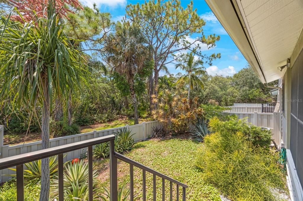 На продажу: $349,000 (2 спален, 2 ванн, 1255 Квадратных фут)