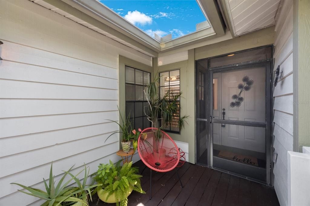 На продажу: $349,000 (2 спален, 2 ванн, 1255 Квадратных фут)