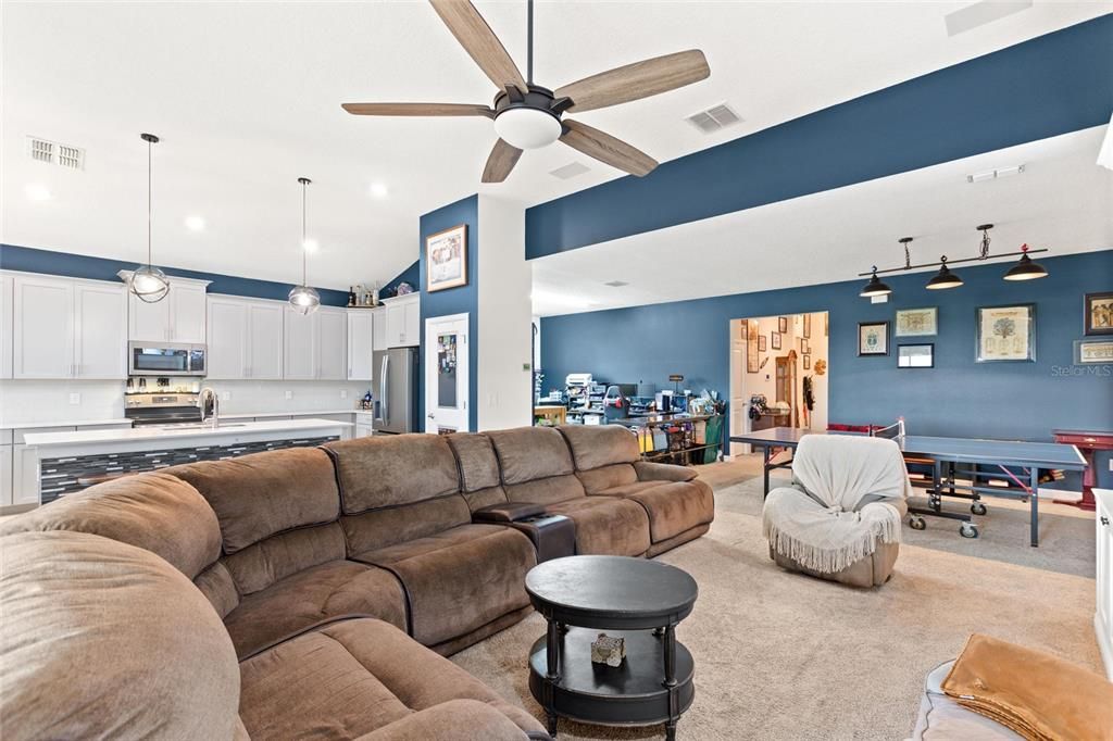 На продажу: $665,000 (4 спален, 3 ванн, 2571 Квадратных фут)