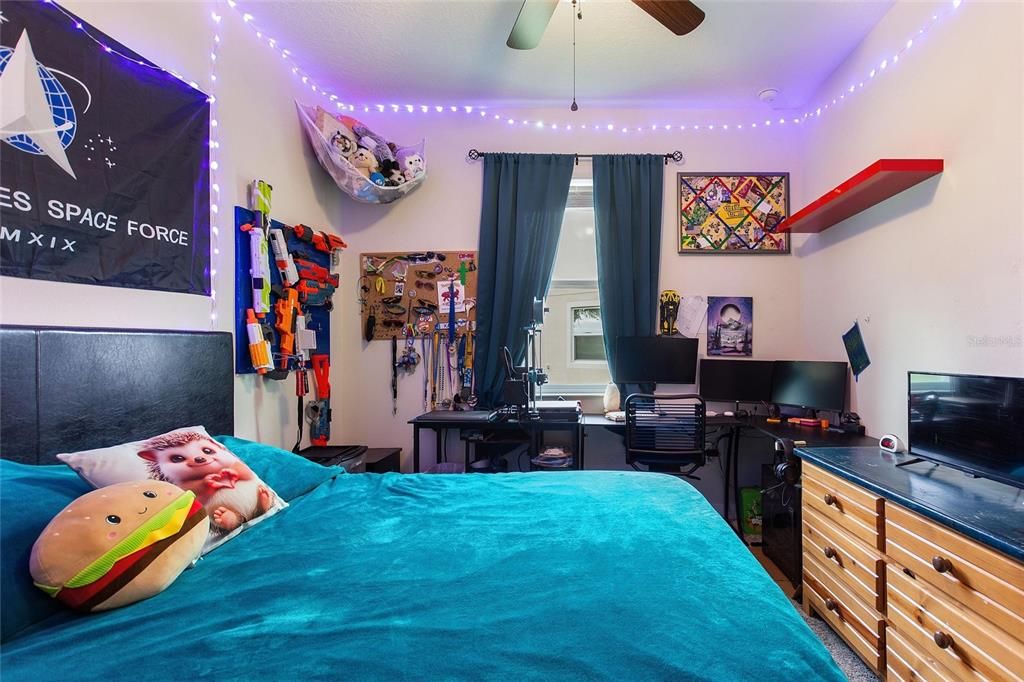 На продажу: $665,000 (4 спален, 3 ванн, 2571 Квадратных фут)