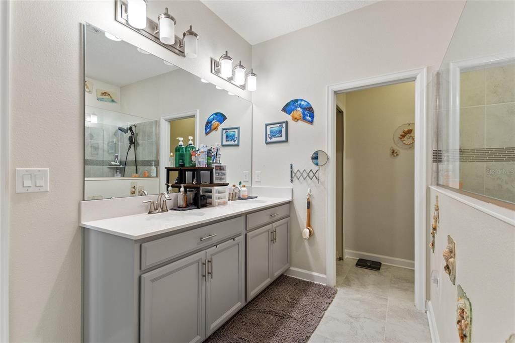 На продажу: $665,000 (4 спален, 3 ванн, 2571 Квадратных фут)